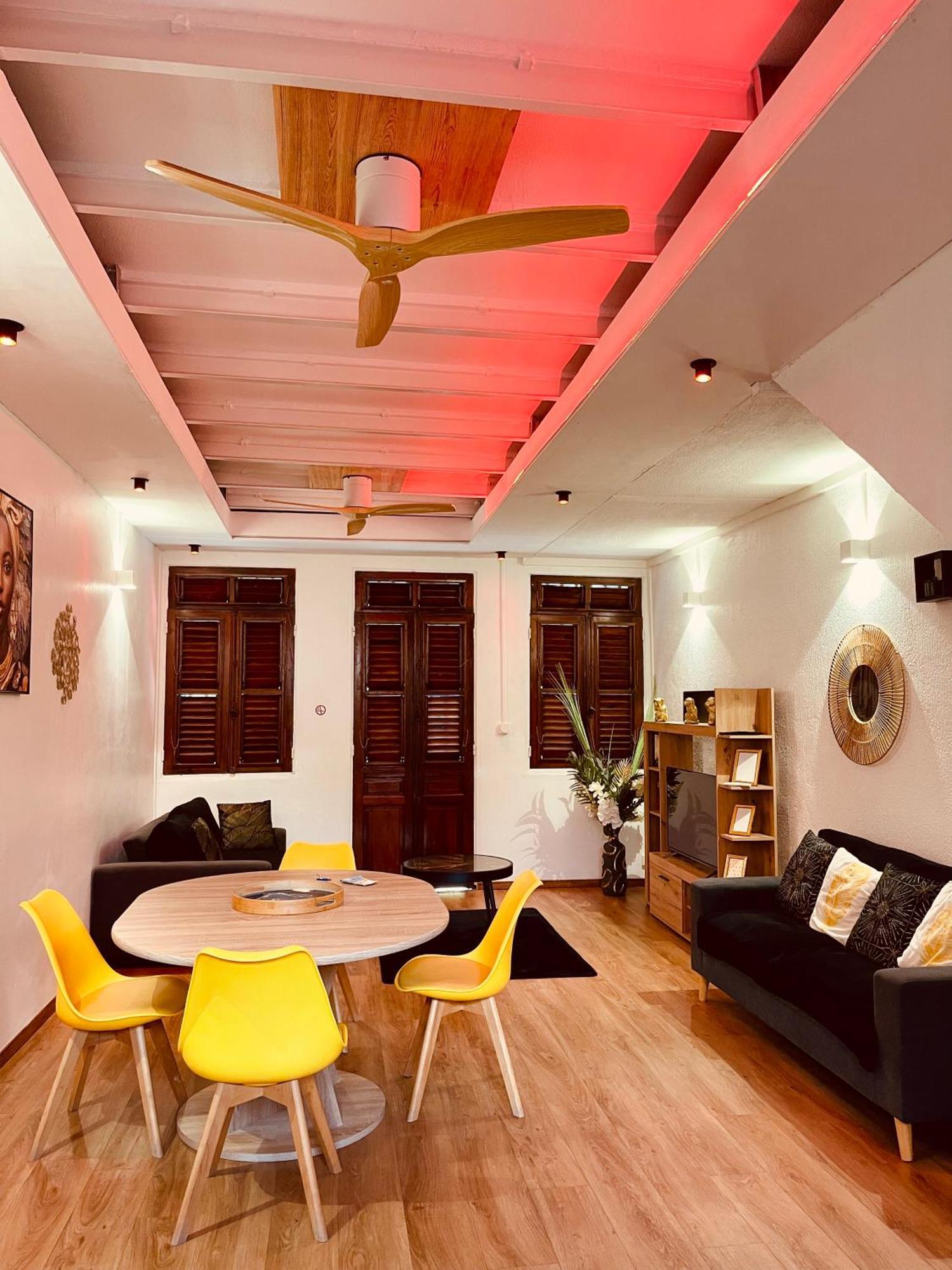 Loft T2 En Couleur En Plein Centre Ville Fort-De-France Martinique Εξωτερικό φωτογραφία